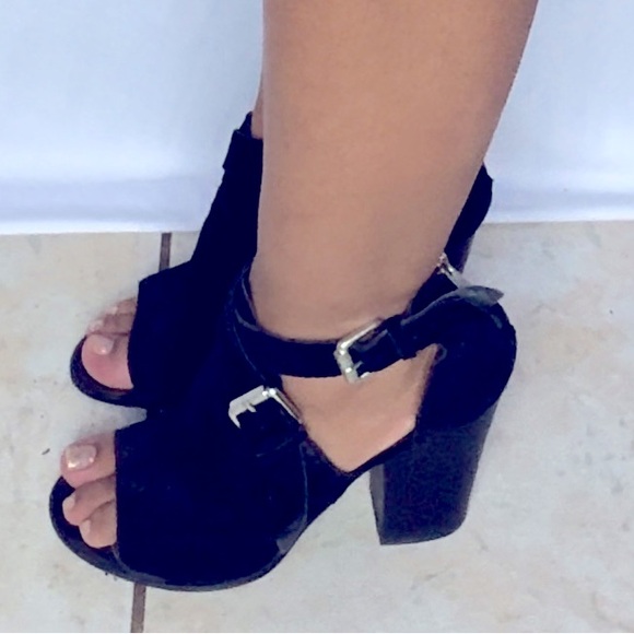 Dolce Vita black open toed heels - Picture 3 of 5